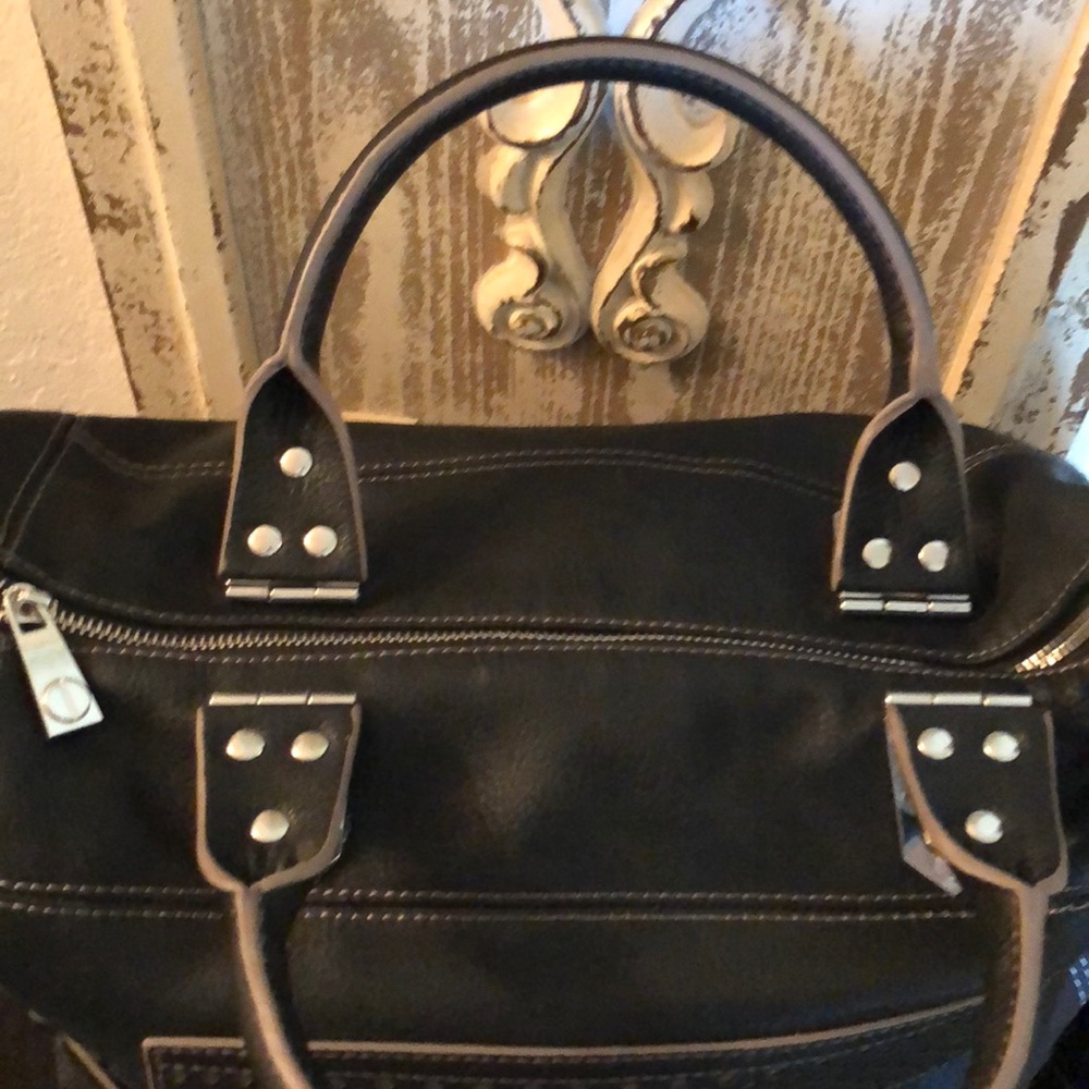 Hand Bag - Picture 3 of 4